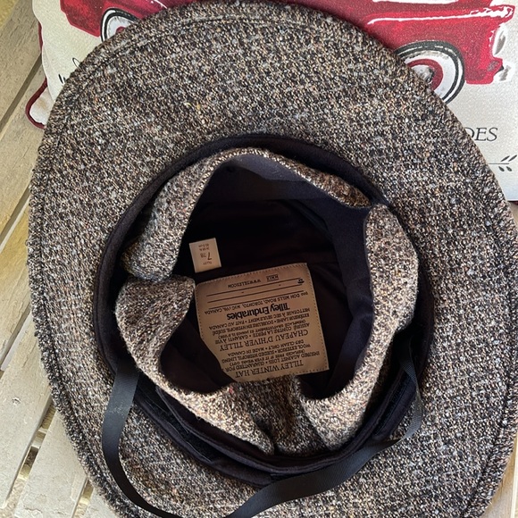 Tilley Hat - Picture 3 of 6